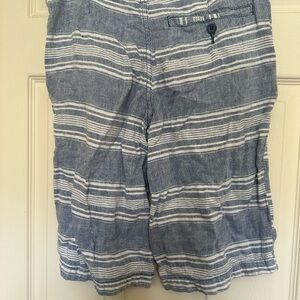 Old Navy boy’s linen shorts
